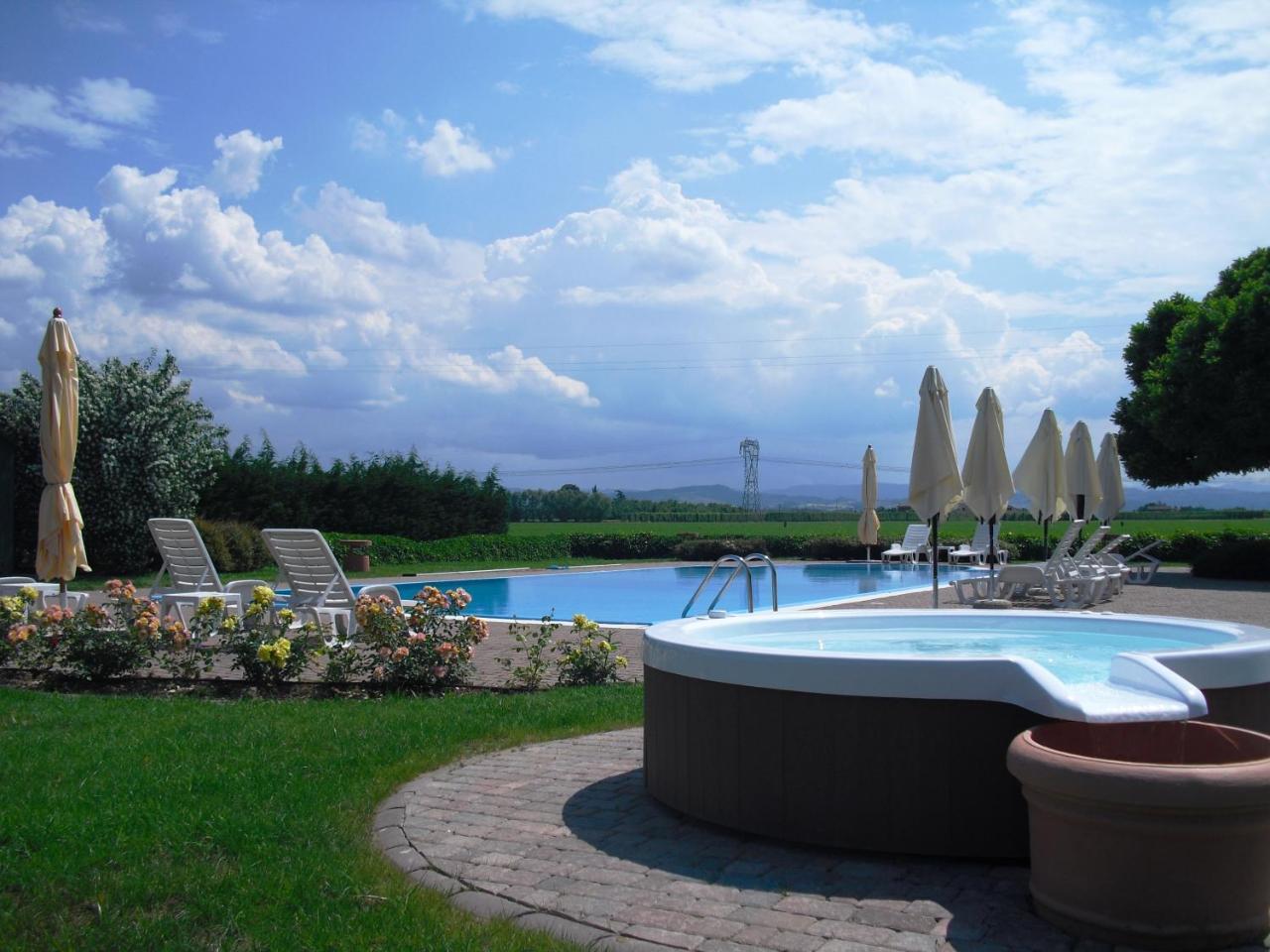 Agriturismo La Lupa Madonna della Provvidenza Zewnętrze zdjęcie
